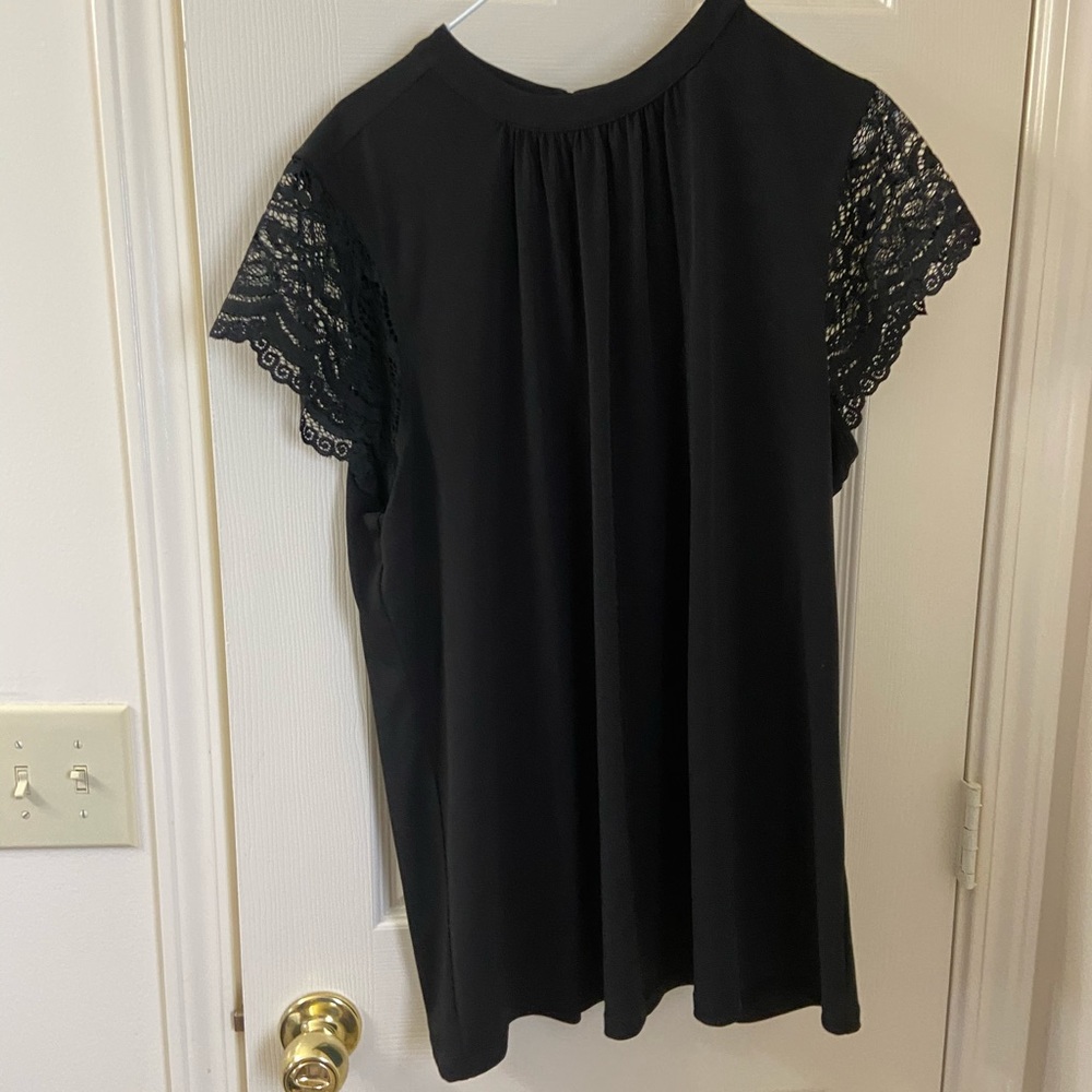 Black short sleeve blouse